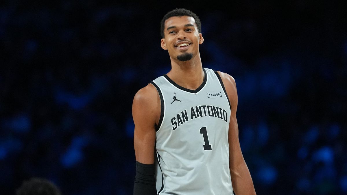 Ve finále NBA Cupu se utkají Knicks a San Antonio, které vyřadilo Oklahomu